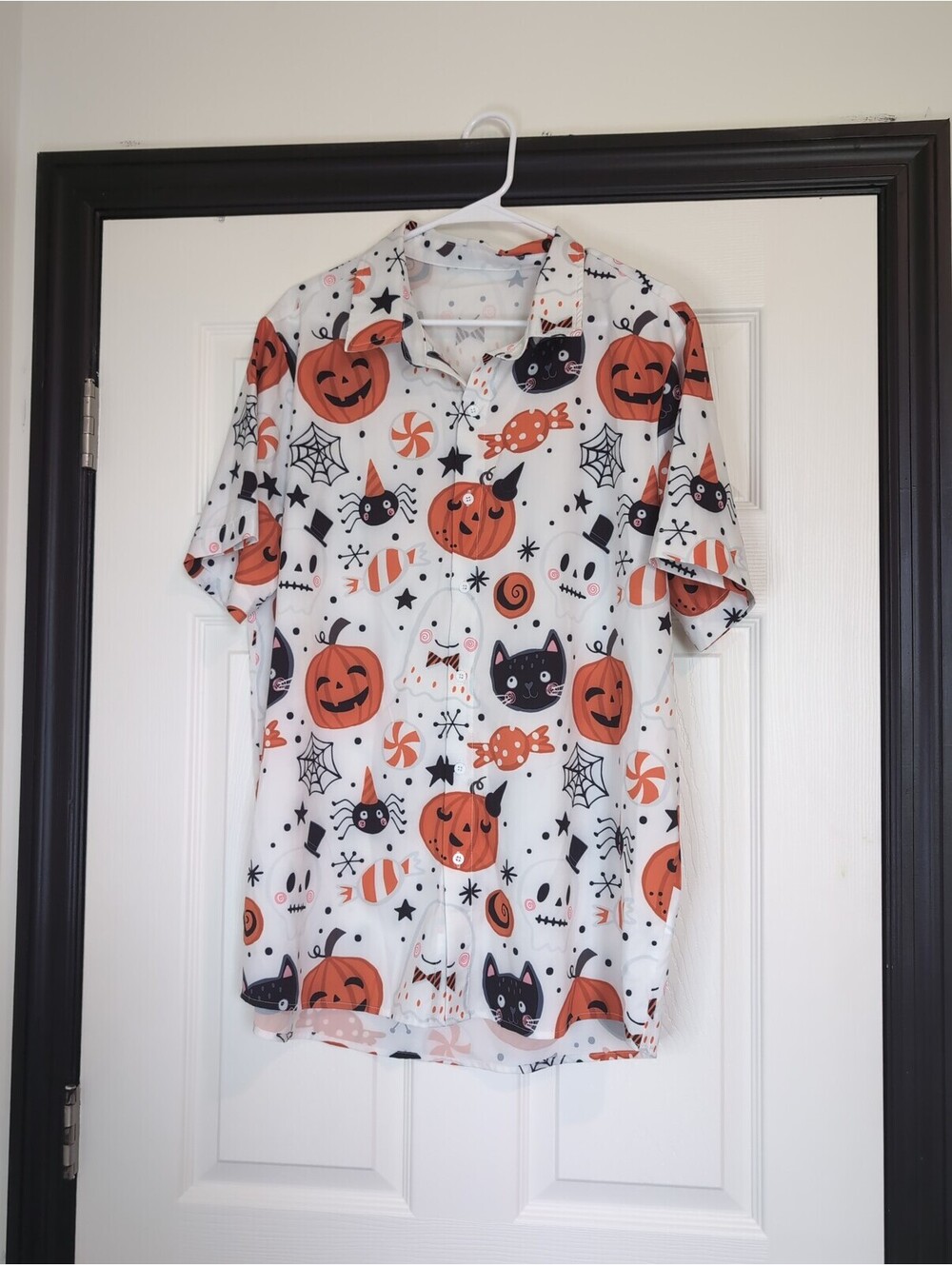 Large men's Halloween pumpkin ghost spider cat button up shirt
